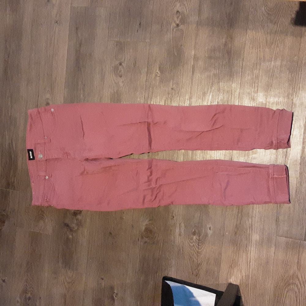 Hudson size 26 skinny pants - never worn
